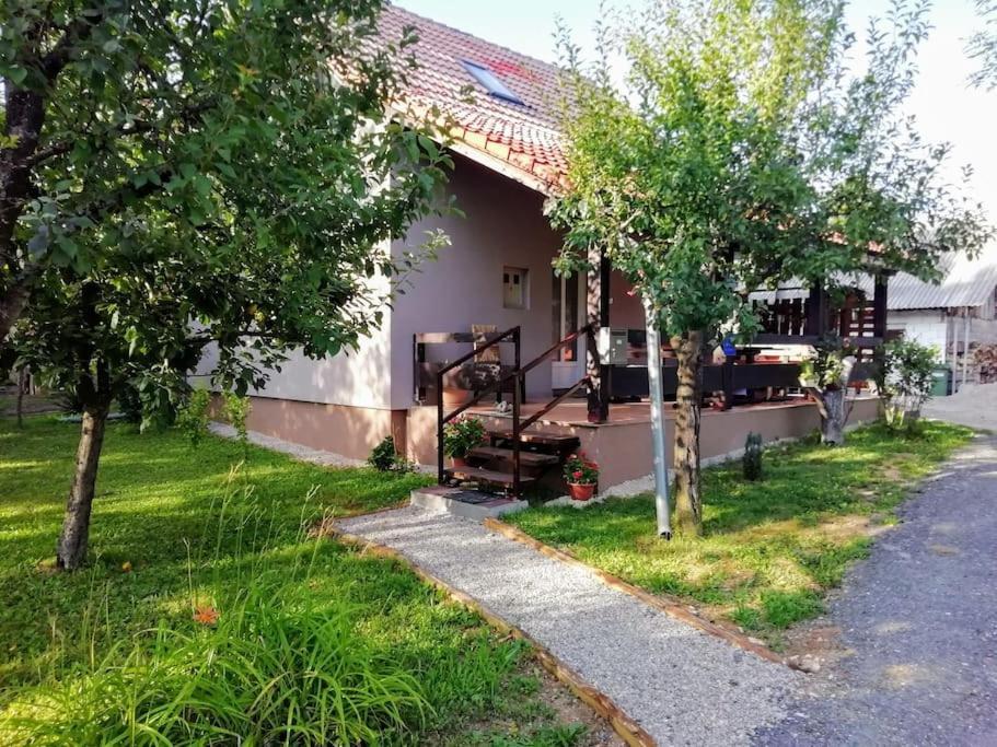 Apartman Adam Rakovica Zewnętrze zdjęcie